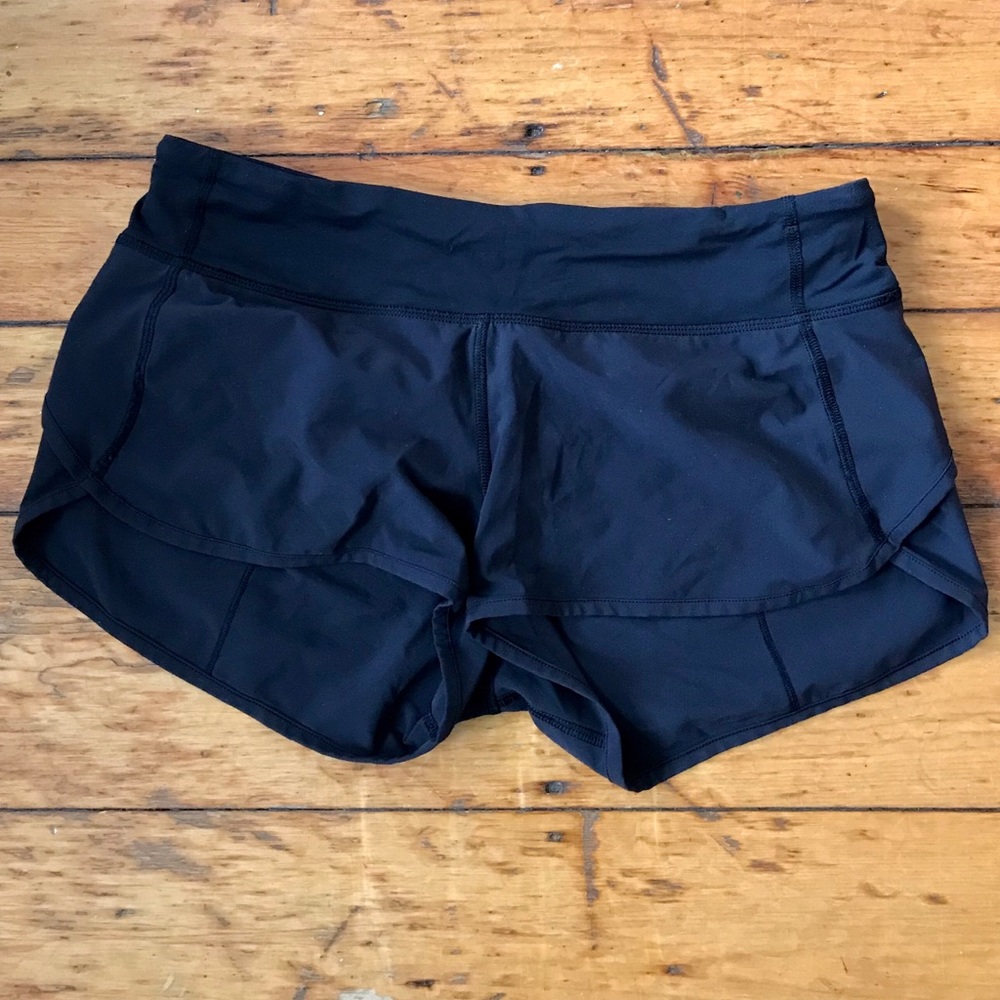 Women’s Lululemon Speed short Sz 8 Black